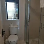 Johnny B's 3* באליבופי
