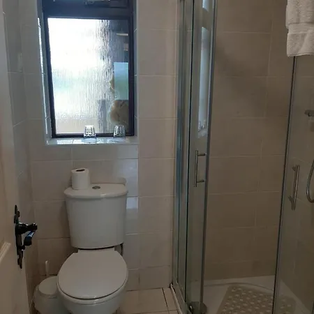 Johnny B's 3* Ballybofey