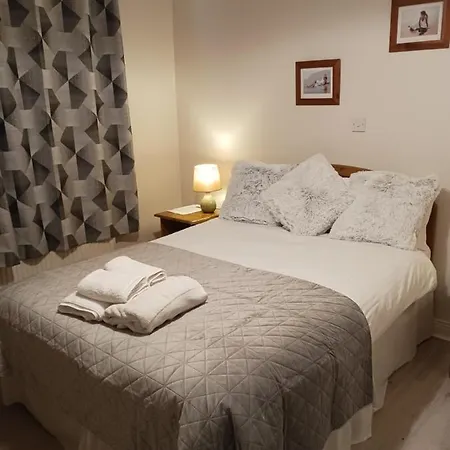 Johnny B's Bed & Breakfast 3*