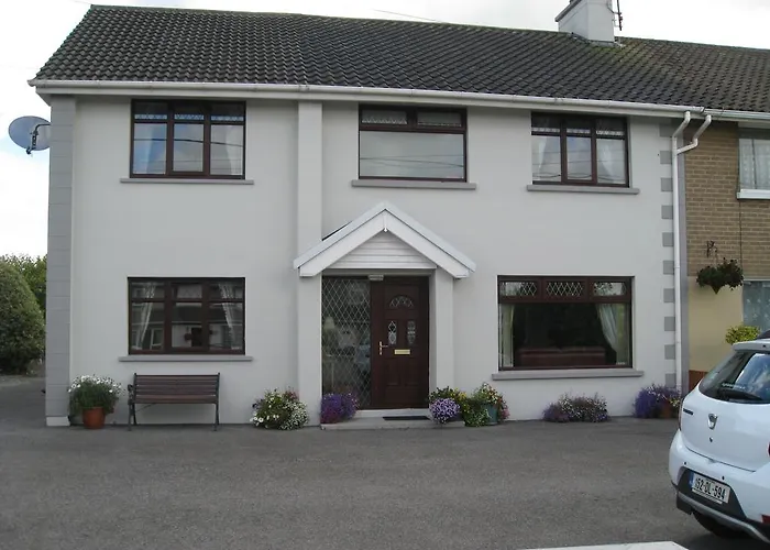 Johnny B's 3* Ballybofey